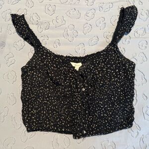 Chic Black Floral Crop Top